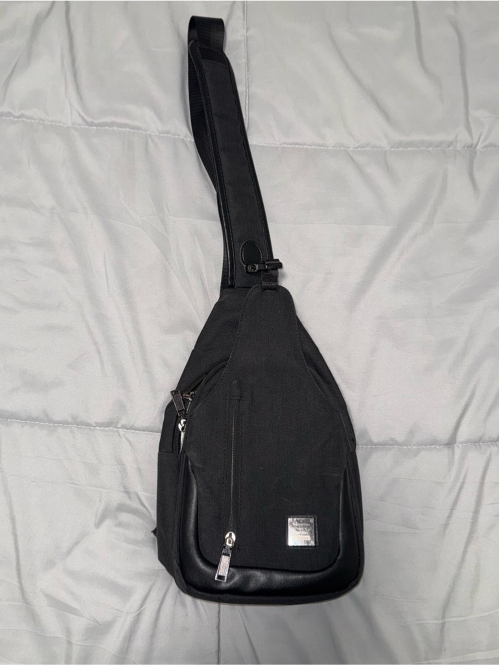 Black Men's Sling Bag with Front Zip Pocket - Unbranded